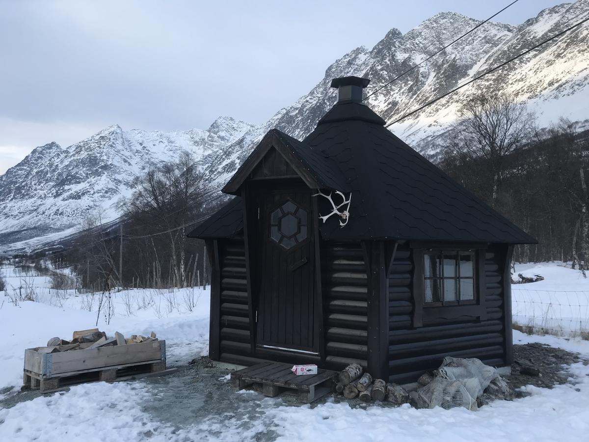 Kjelkebakken Gard Villa Lyngseidet Esterno foto